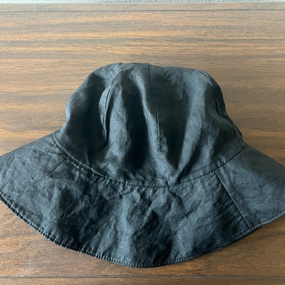 Reversible Bucket Hat (UNISEX) - Picture 6 of 6